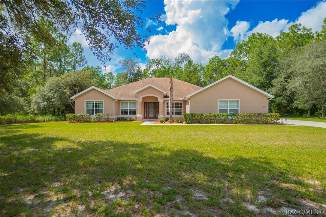 3856 W Birds Nest Dr., Beverly Hills, FL 34465