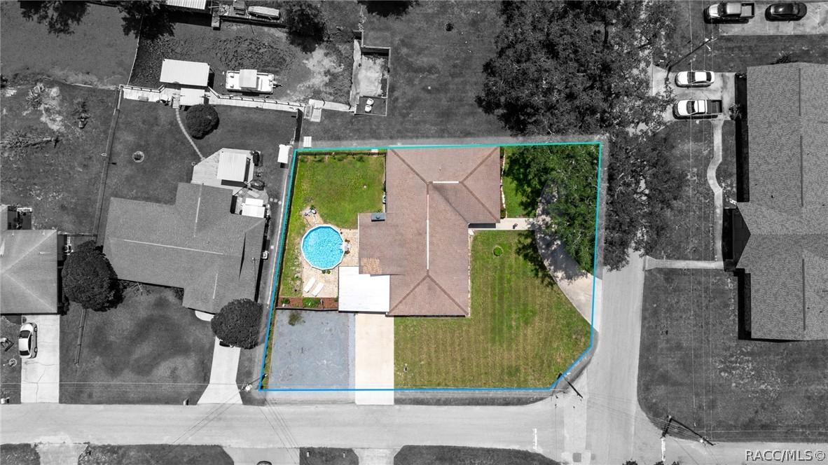 1351 Cr 482n, Lake Panasoffkee, FL 33538