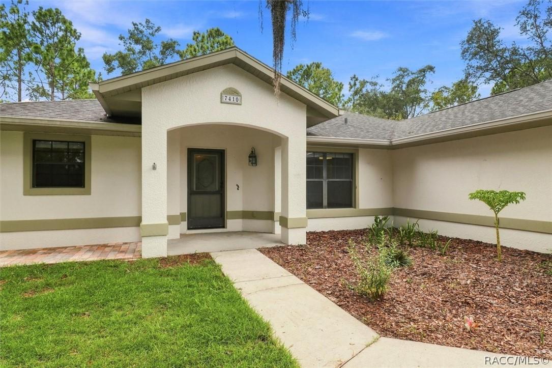 7410 W Newcastle Ct., Dunnellon, FL 34433