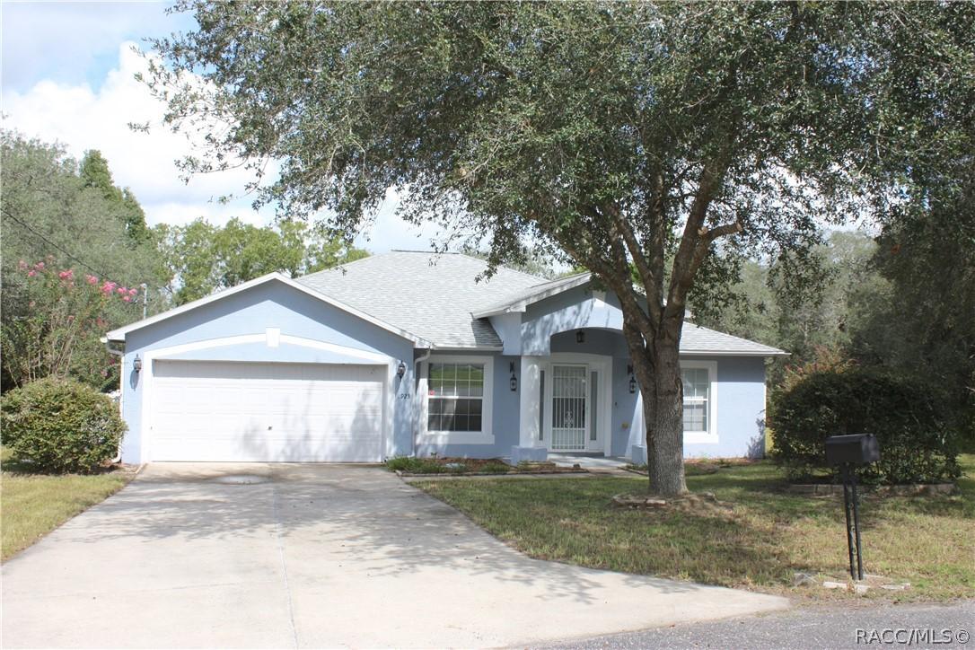 1923 W Mcneal Dr., Dunnellon, FL 34434