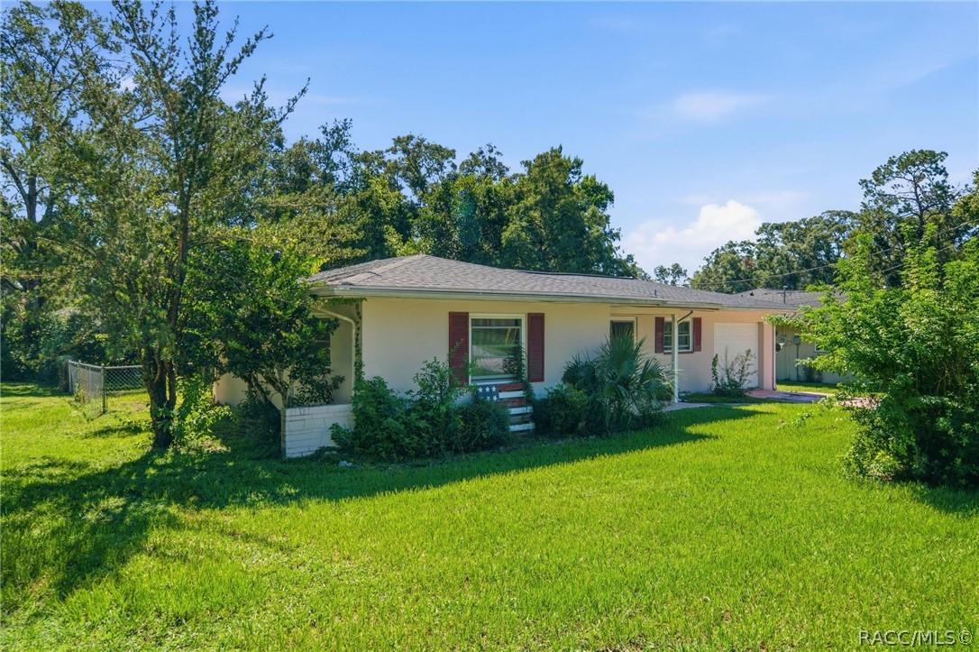 706 Mayflower Ave., Inverness, FL 34450