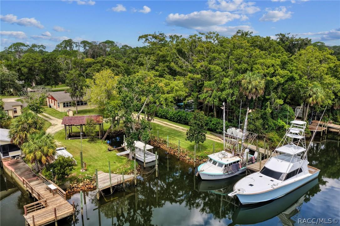 6503 Riverside Dr., Yankeetown, FL 34498