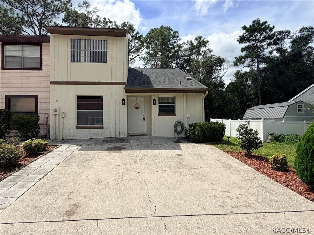 1819 Silverwood St., Inverness, FL 34453