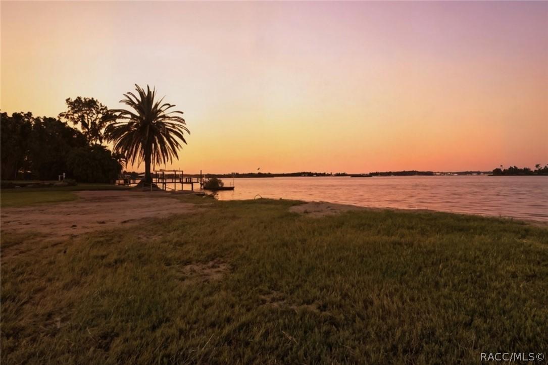 9729 W Wynn Ct., Crystal River, FL 34429
