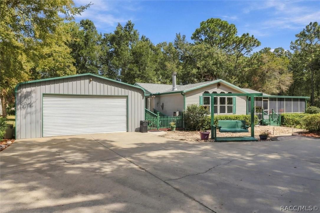 3159 N Holiday Dr., Crystal River, FL 34428