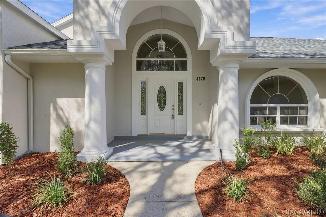 4570 N Elkcam Blvd., Beverly Hills, FL 34465