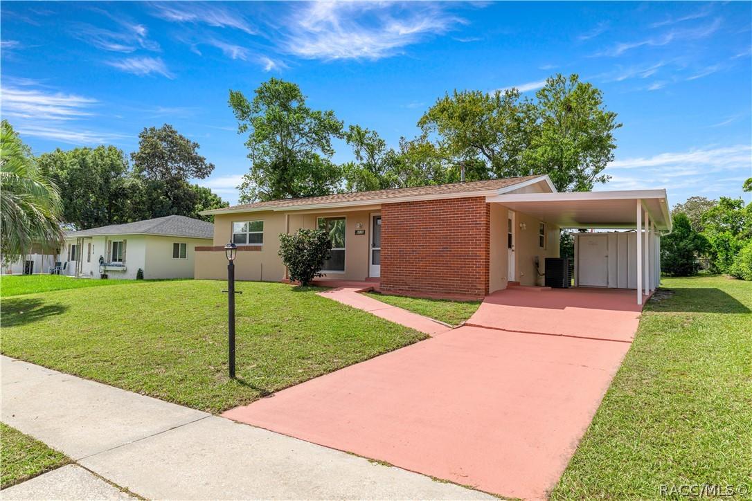 9228 N Greco Ter., Dunnellon, FL 34434