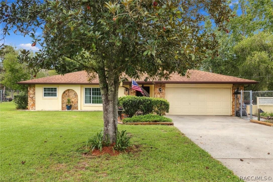 4333 SW Hyacinth Ct., Dunnellon, FL 34431