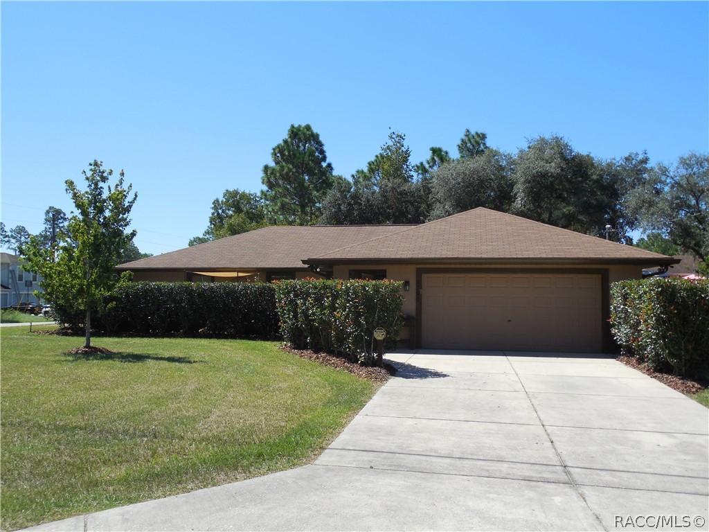 9790 N Lathyrus Ter., Citrus Springs, FL 34433