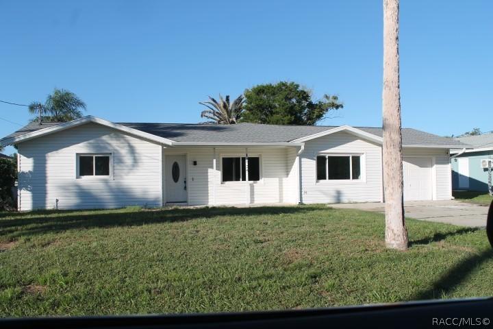 11725 W Bayshore Dr., Crystal River, FL 34429