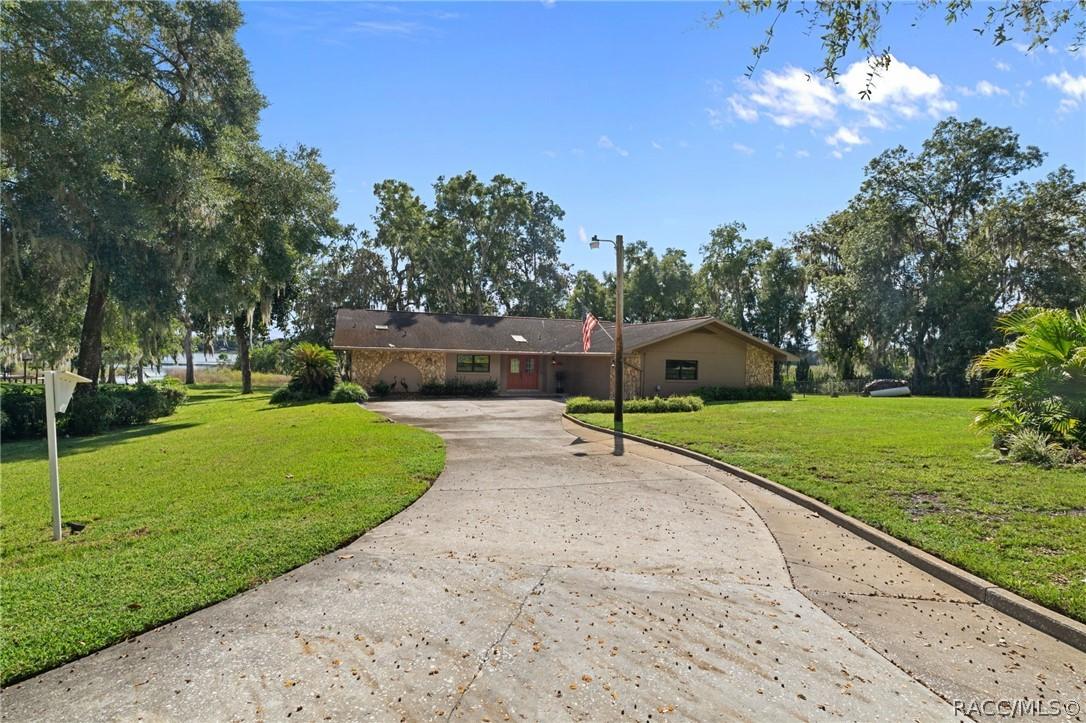 2585 S Zellner Dr., Inverness, FL 34450