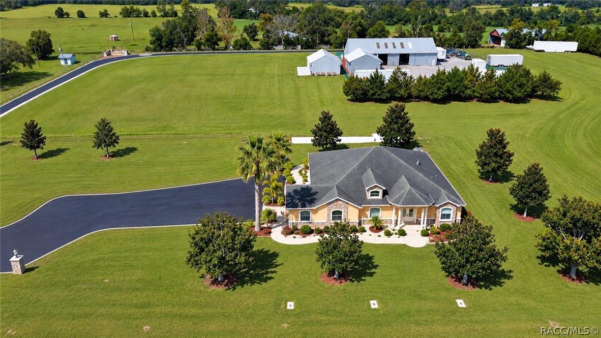 6147 White Rd., Brooksville, FL 34602