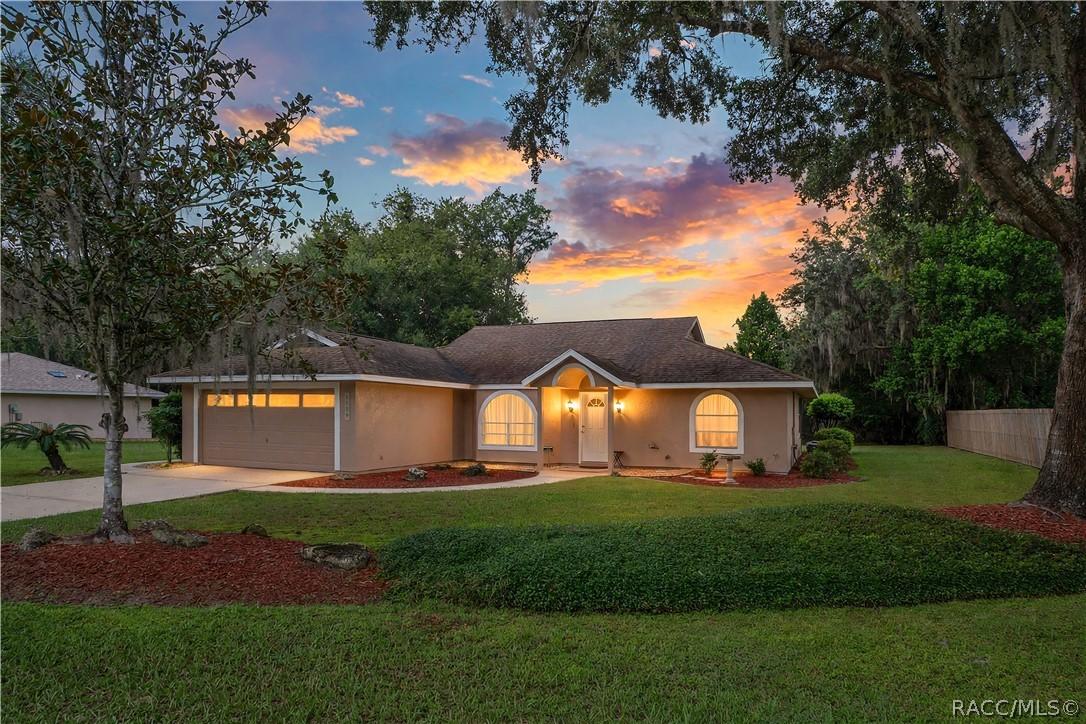1129 E Bloomfield Dr., Inverness, FL 34453