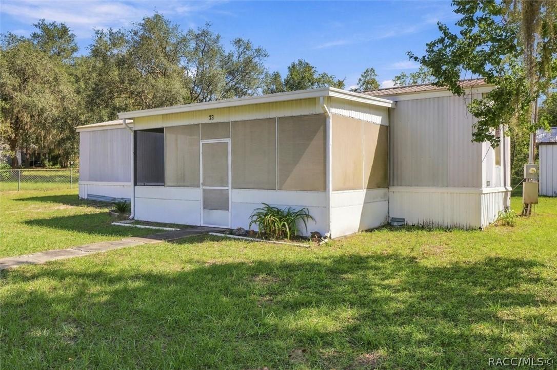 33 N East Ave., Inverness, FL 34453