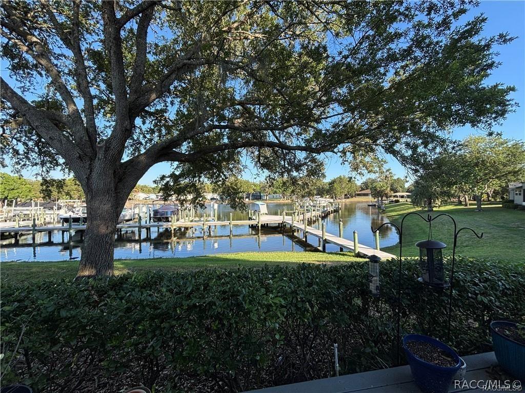 11014 W Cove Harbor Dr., Crystal River, FL 34428