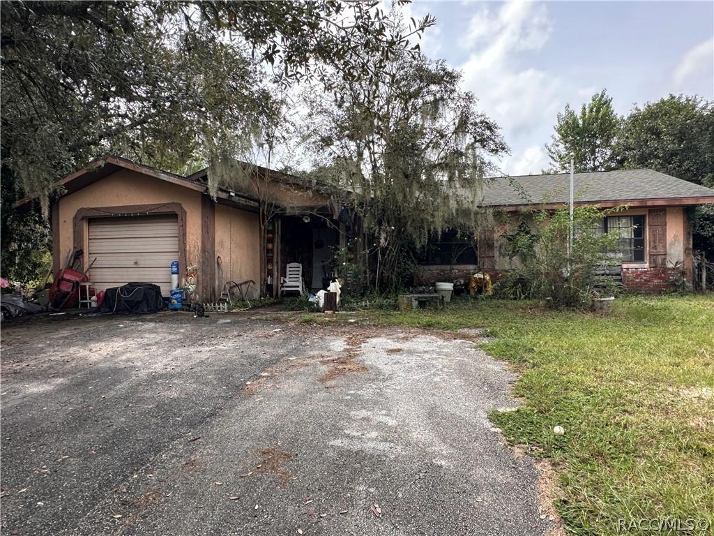 4700 W Oakhill St., Dunnellon, FL 34433