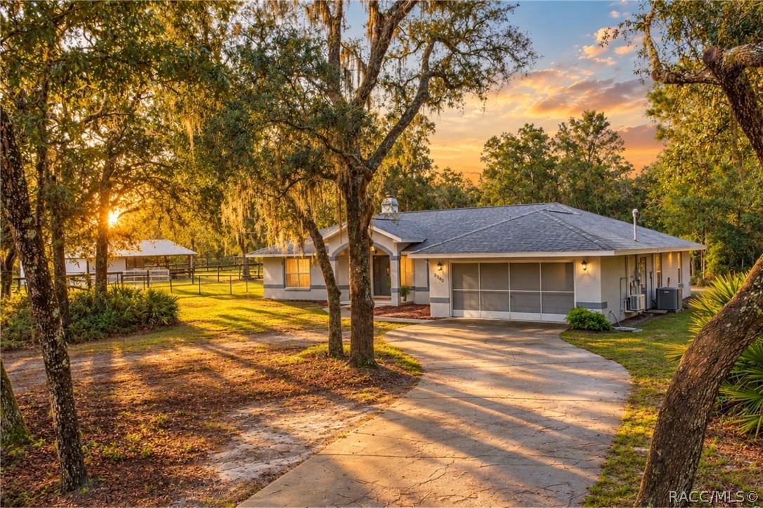 3380 S Clover Park Ter., Inverness, FL 34450