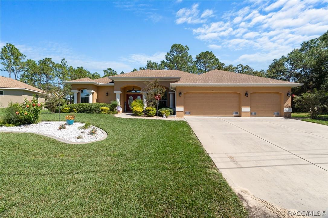 39 Linder St., Homosassa, FL 34446