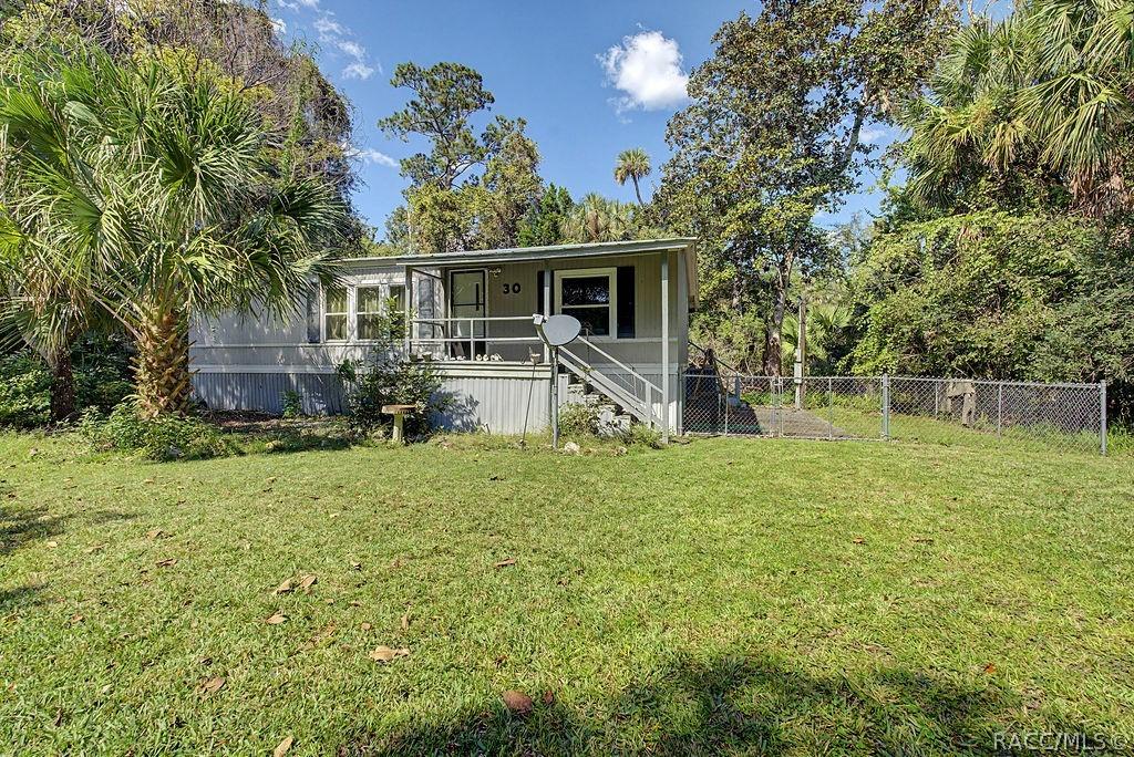 30 Knotts Way, Yankeetown, FL 34498