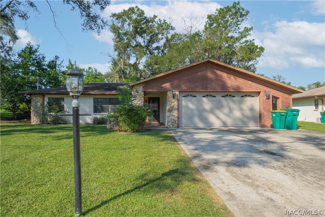 721 Laurel Ave., Inverness, FL 34452