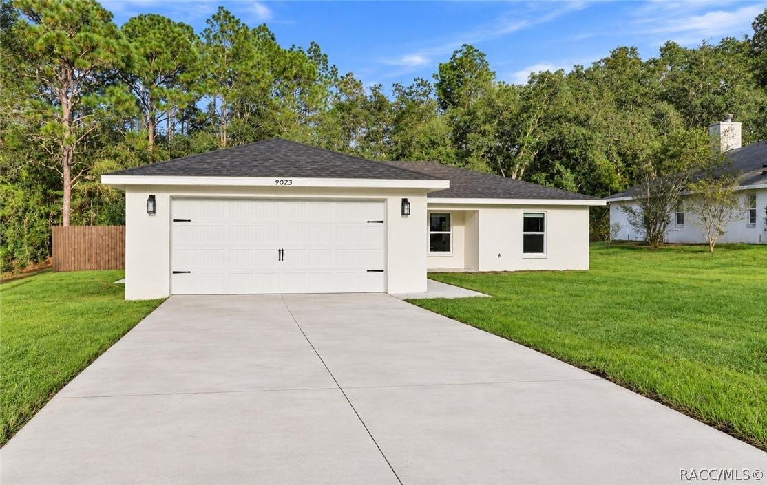 9025 N Hammond Way, Citrus Springs, FL 34434