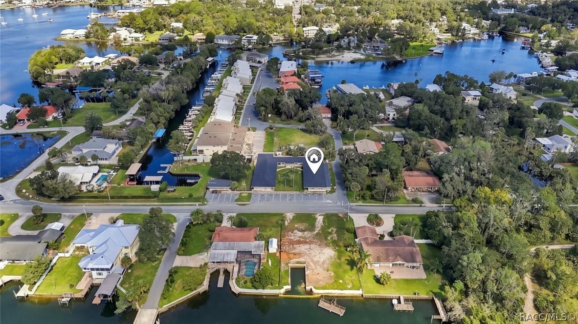 10 SE Kings Bay Dr. #9, Crystal River, FL 34429