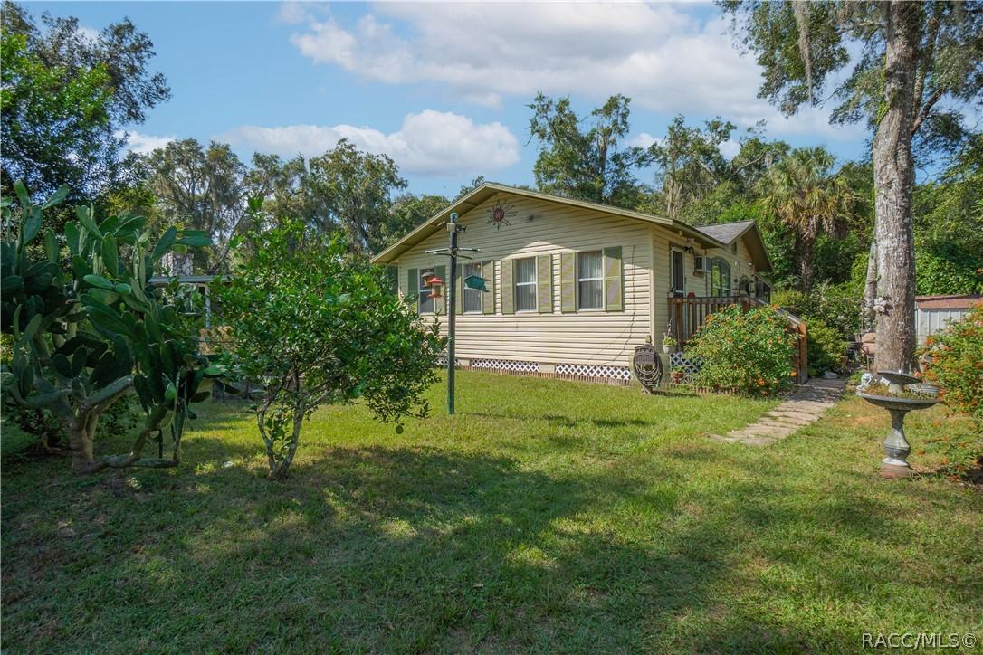 10425 E Pintail Dr., Floral City, FL 34436