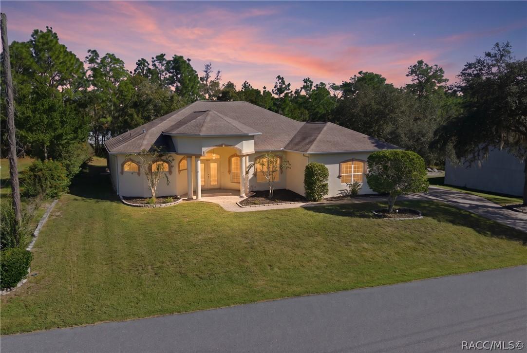 132 Linder Dr., Homosassa, FL 34446