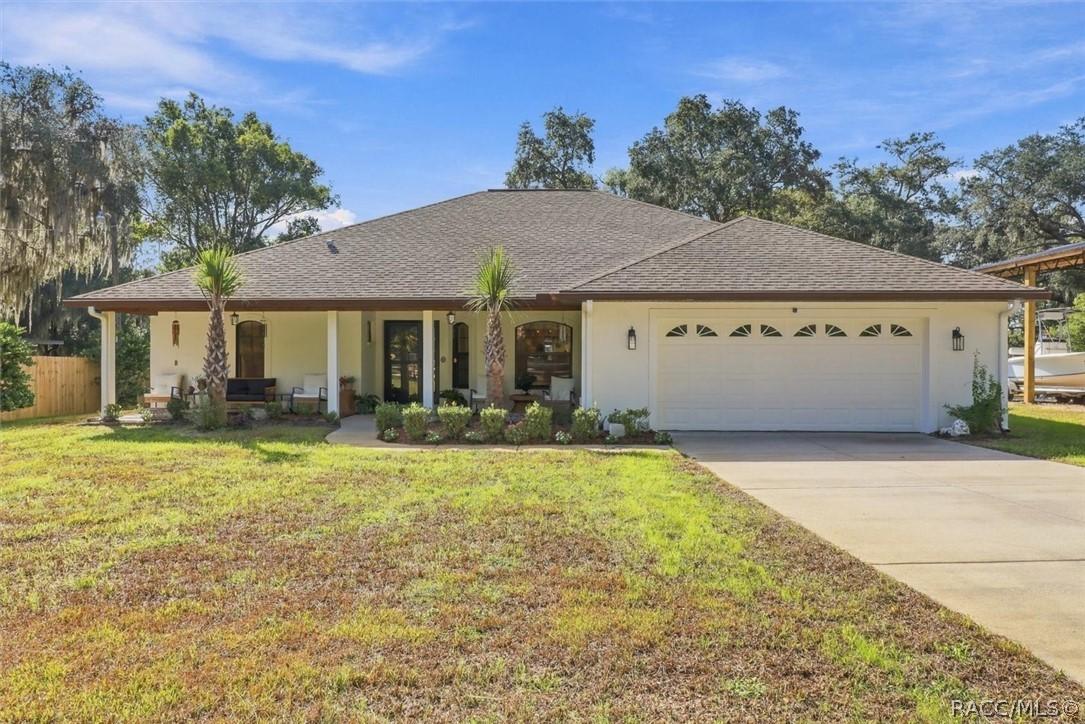 6459 W Riverbend Rd., Dunnellon, FL 34433