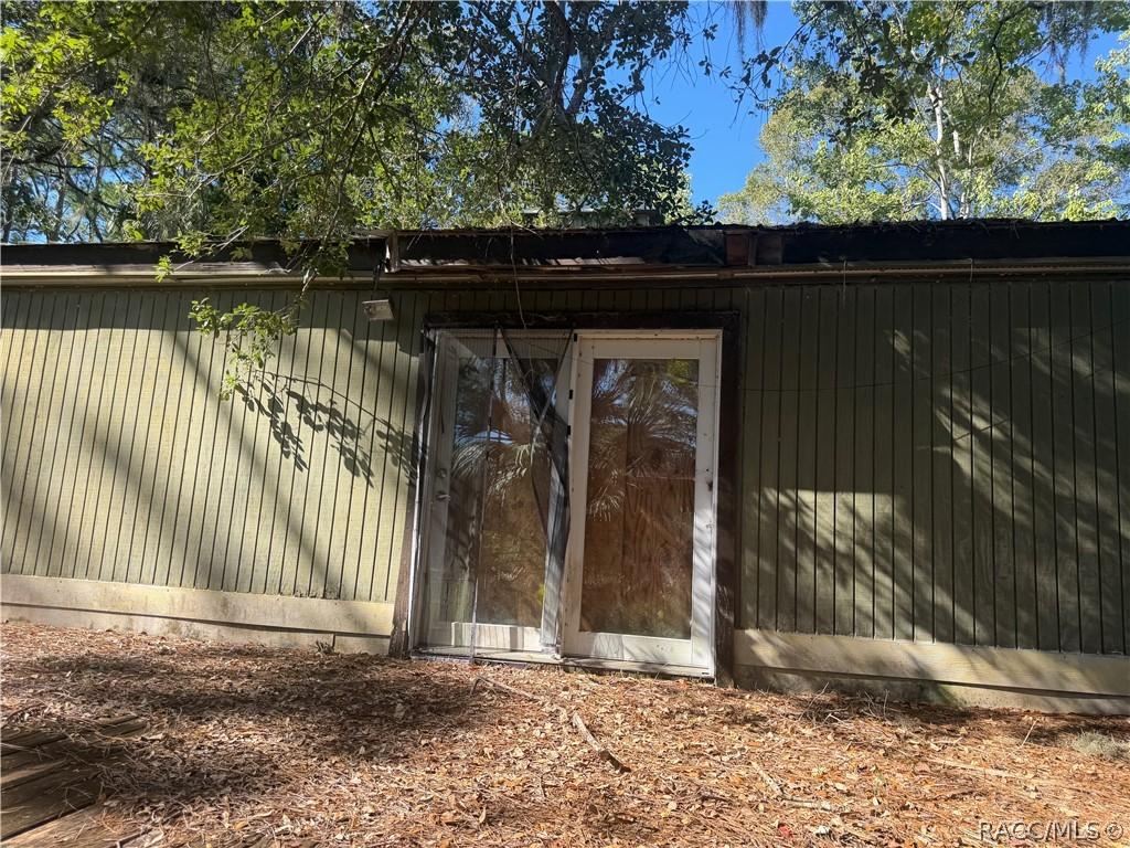 181 Vicki St., Inglis, FL 34449