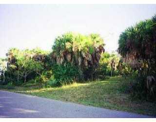 2817 N Beach Rd., Englewood, FL 34223