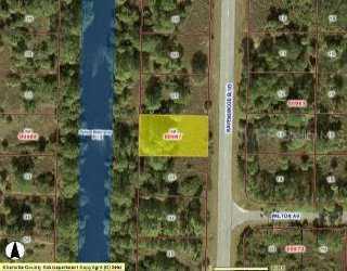 255 Ravenswood Blvd., Port Charlotte, FL 33952
