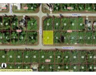 12462 Deepwoods Ave, Port Charlotte, FL 33981