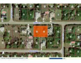 11161 Carnegie Ave., Englewood, FL 34224