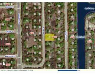 10106 Audrey St, Port Charlotte, FL 33981