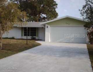 927 Lemon Bay Dr., Venice, FL 34293