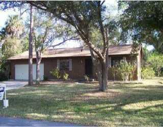 1142 Fleetwood Dr., Port Charlotte, FL 33948