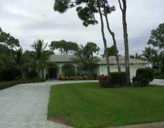 901 Park Place Dr., Englewood, FL 34223