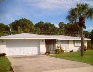 1825 Blue Bird Ln., Englewood, FL 34224