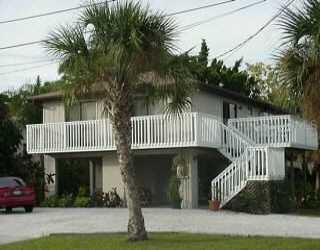 80 Crestview Dr., Englewood, FL 34223