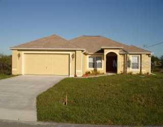17184 Berwin Ave., Port Charlotte, FL 33948