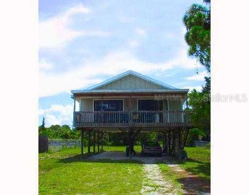 7045 York St., Englewood, FL 34224