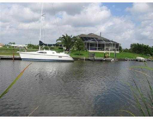 15558 Brainbridge Cir., Port Charlotte, FL 33981