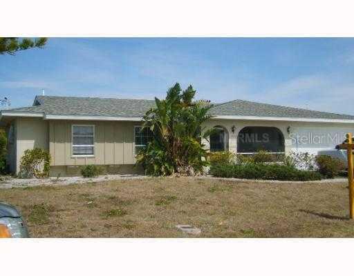 122 SE Peckham St., Port Charlotte, FL 33952