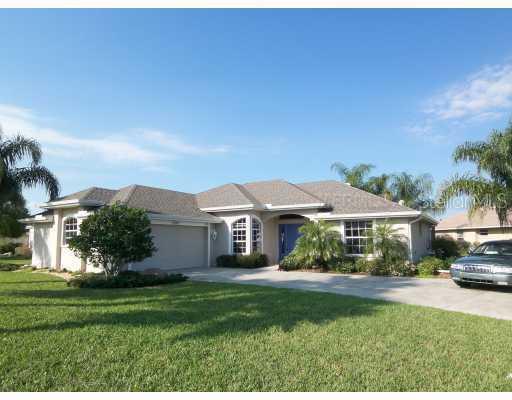 2199 Palm Ct., North Port, FL 34287