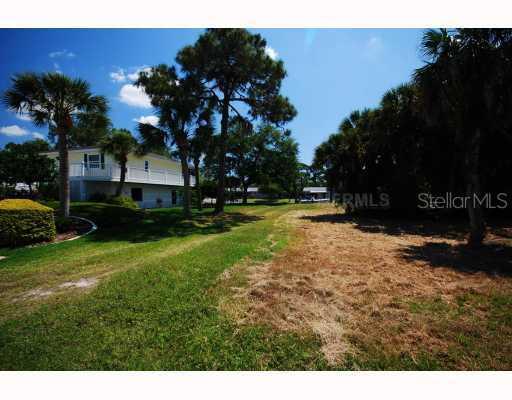 9240 Pine Cove Dr., Englewood, FL 34224