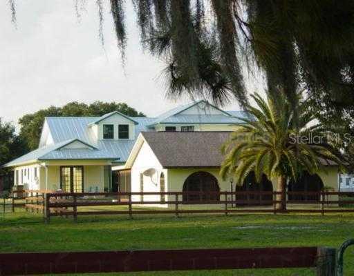 740 Morningside Dr., Englewood, FL 34223