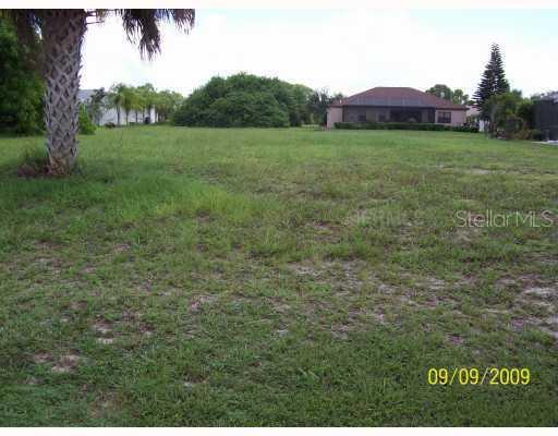 251 Sportsman Rd., Rotonda West, FL 33947