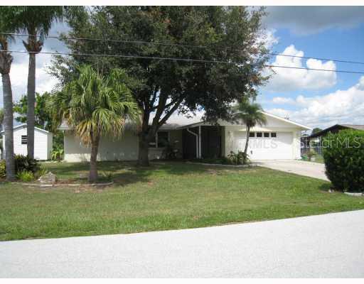 870 E 4th St., Englewood, FL 34223