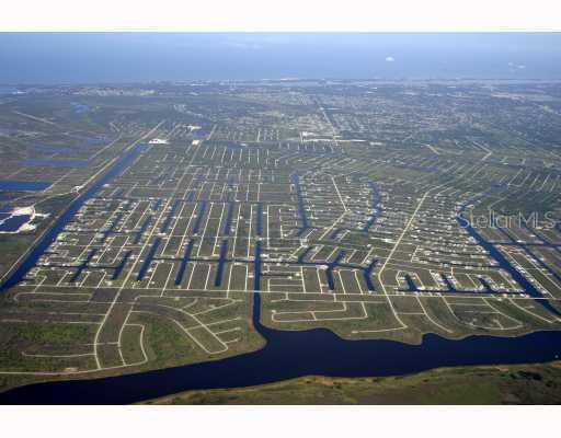 9500 Arnaz Cir., Port Charlotte, FL 33981